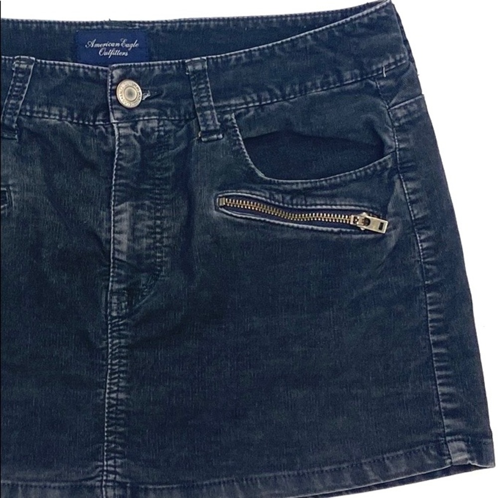 American Eagle Outfitters Women's Black Light Corduroy Stretch Mini Skirt Sz 8 - Picture 7 of 9